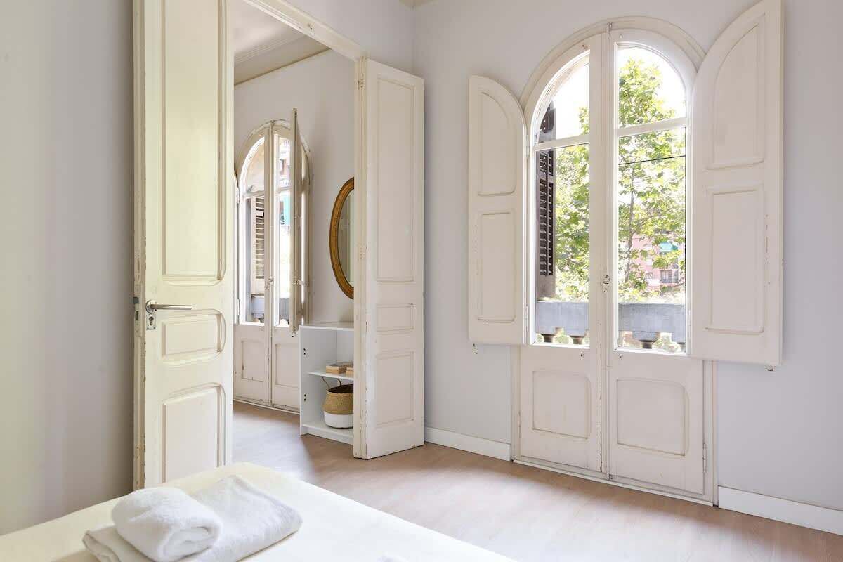 3 bedrooms, iron/ironing board, travel crib, WiFi