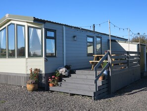 Cottage | Front of property - Plas Tirion Caravan (Holyhead)