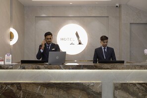 Reception - Hotel Ariana Residency (Mumbai)