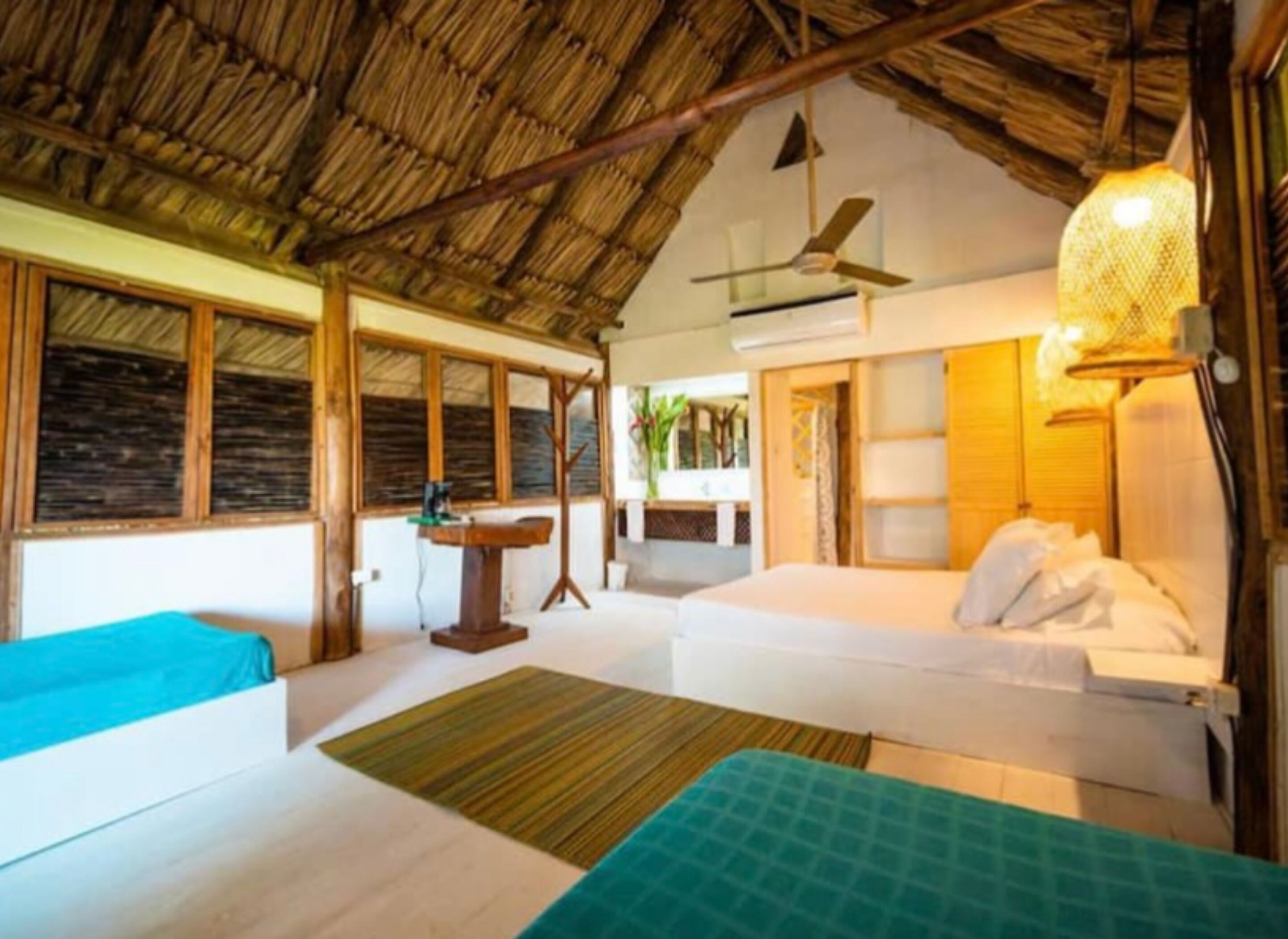 Casa básica | 4 habitaciones y ropa de cama 