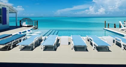 Luxury beachfront home, Heated private pool, Five King suites w/ ensuite baths!