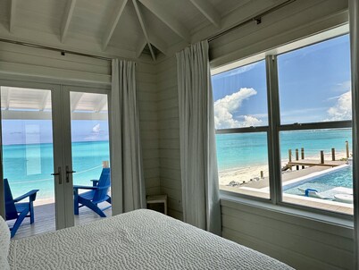 Luxury beachfront home, Heated private pool, Five King suites w/ ensuite baths!