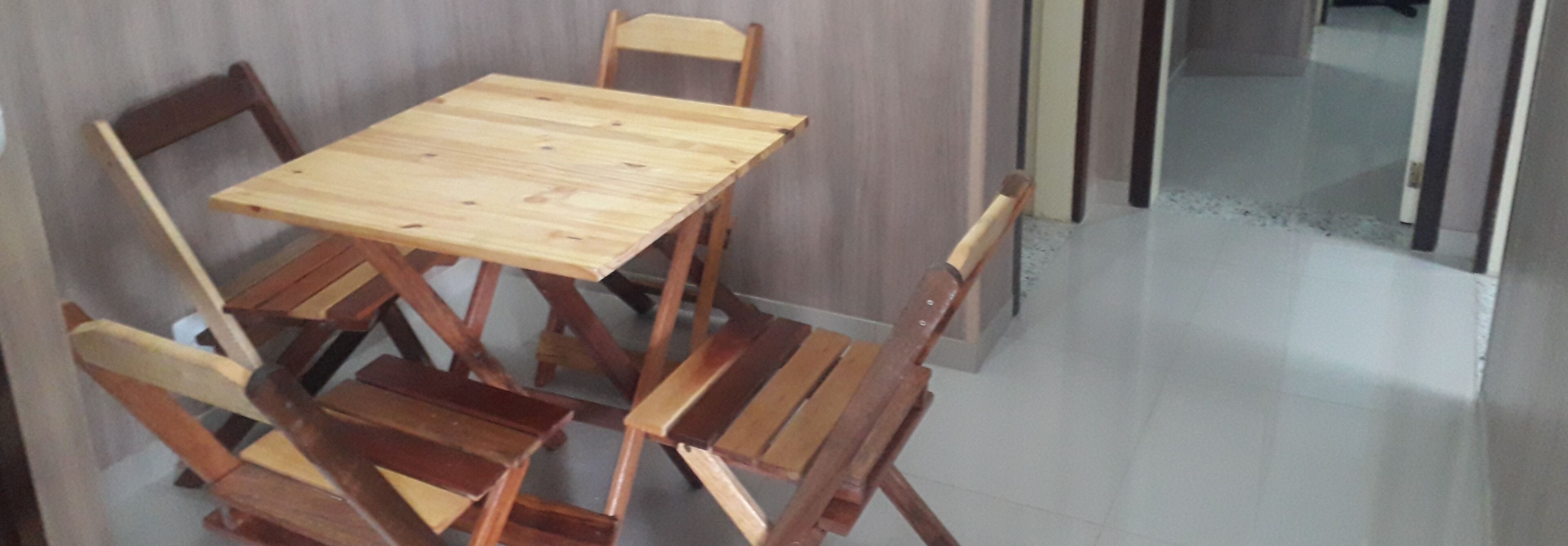 Apartamento básico | Sala de jantar