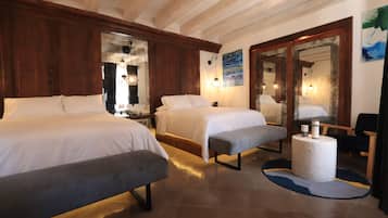 Master suite doble | 高級寢具、客房內保險箱、書桌、遮光布/窗簾