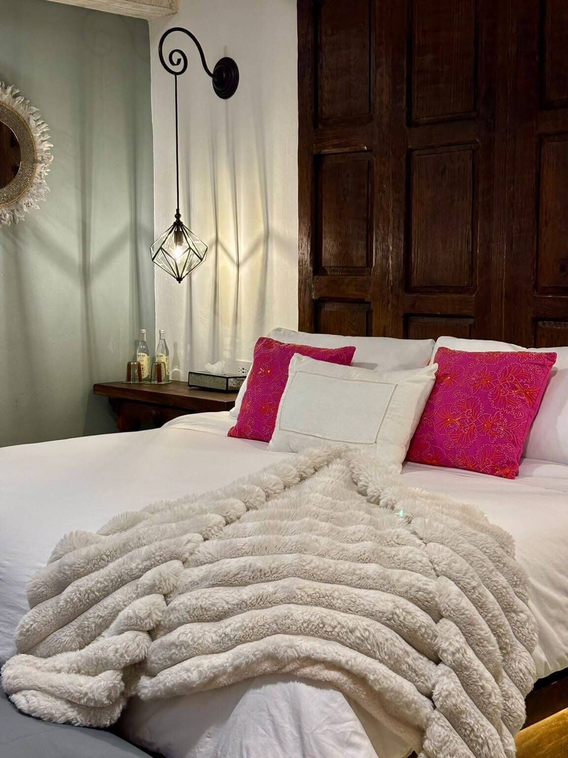 Master suite | Premium bedding, in-room safe, desk, blackout curtains