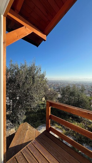 Property grounds - Star Gazing Chalet-City View Getaway (Durrës)