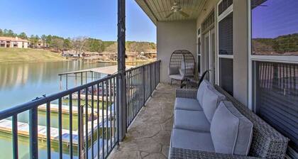 Lakefront Condo Retreat in Garland County
