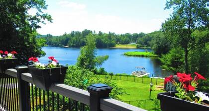 Winter Lakeside Retreat on Locke Lake — Stunning Views & Private Hot Tub