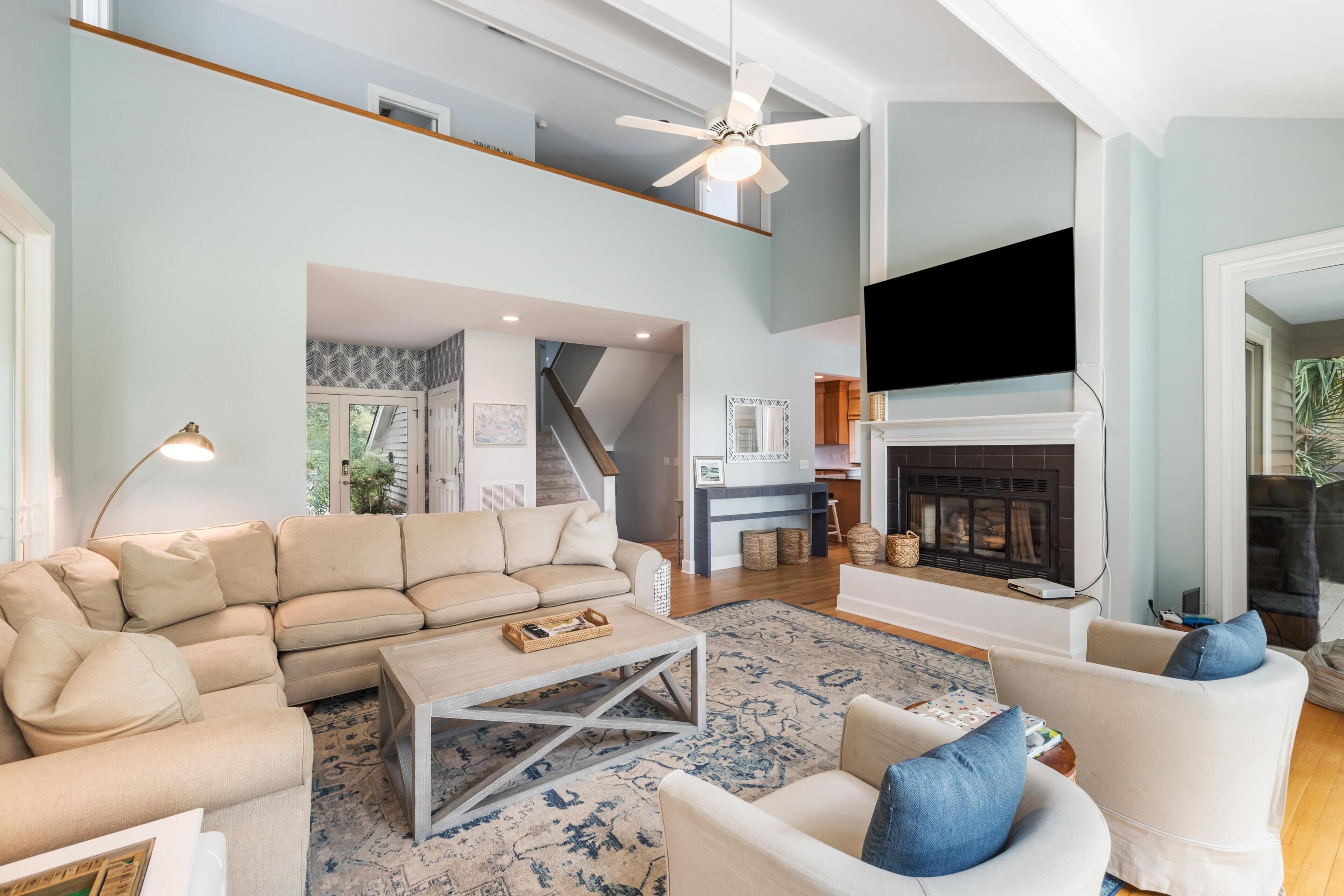 223 Sea Marsh: 4BR Home, Deck with Great Golf Views, Game Room, Bike to Beach