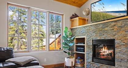 Modern Condo - EV Charger - SM 301 by Bear Valley Vacation Rentals