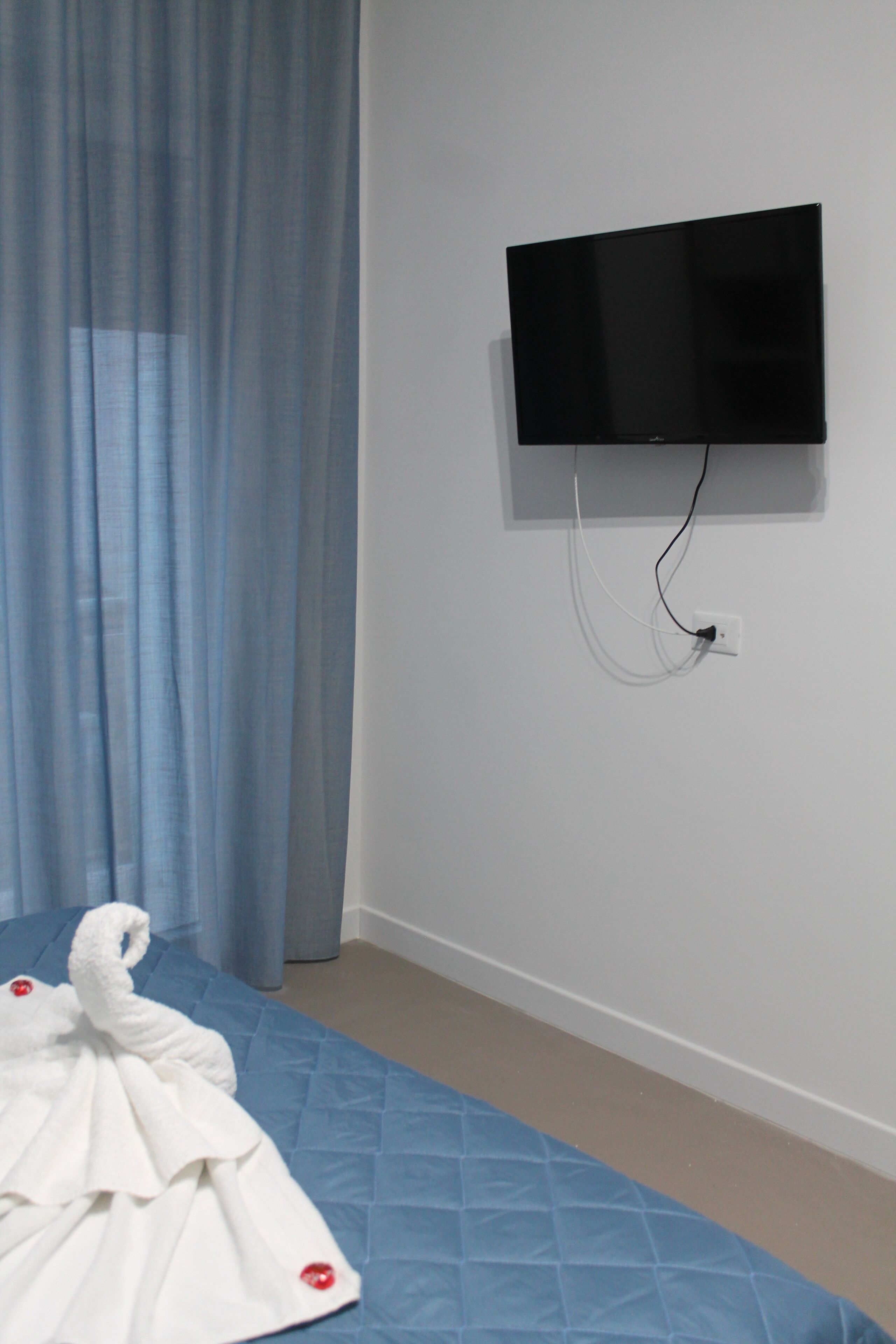 Located in the downtown area, renovated in 2021 in a contemporary style