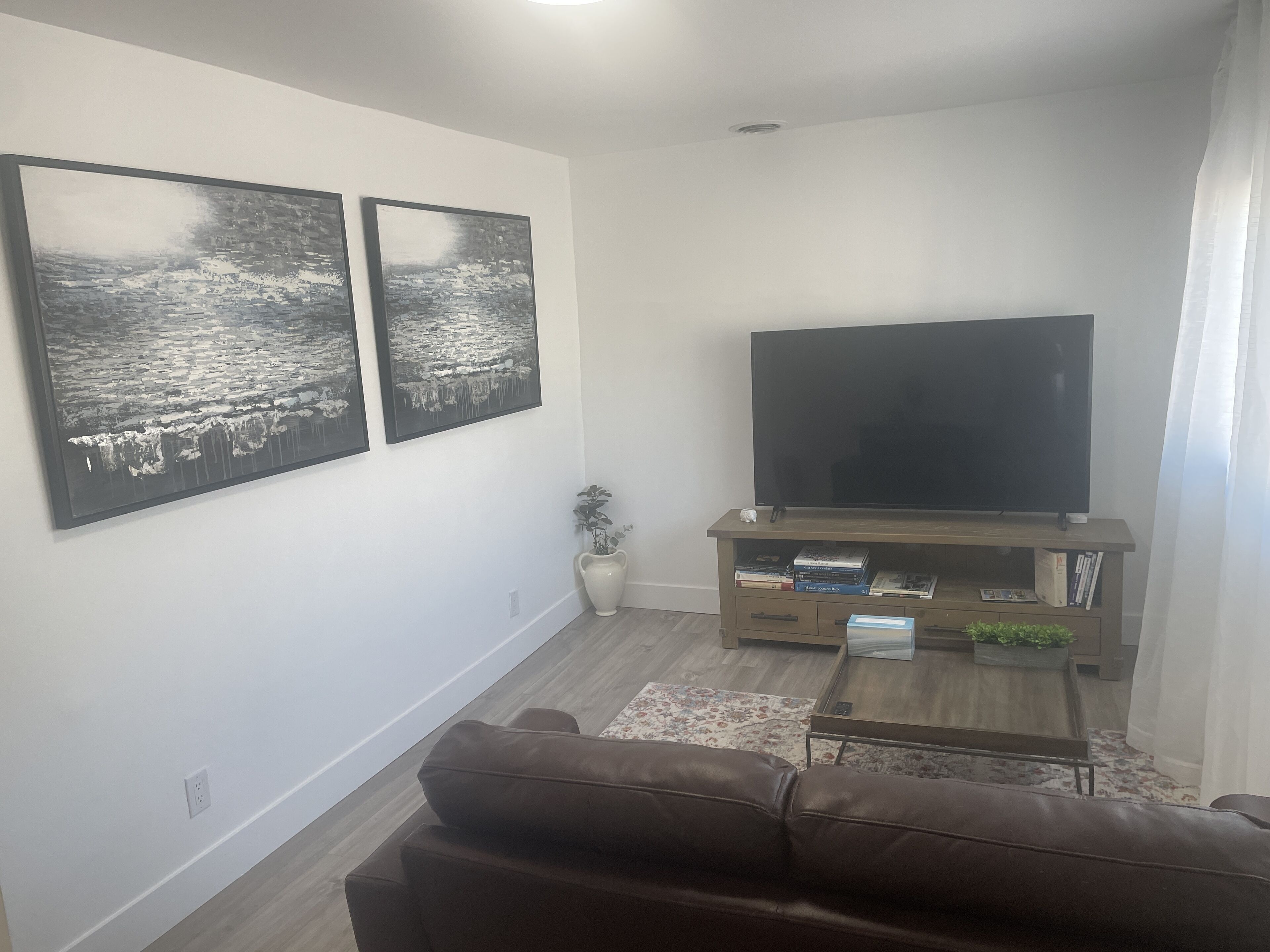 Remodeled Stand alone Cottage.