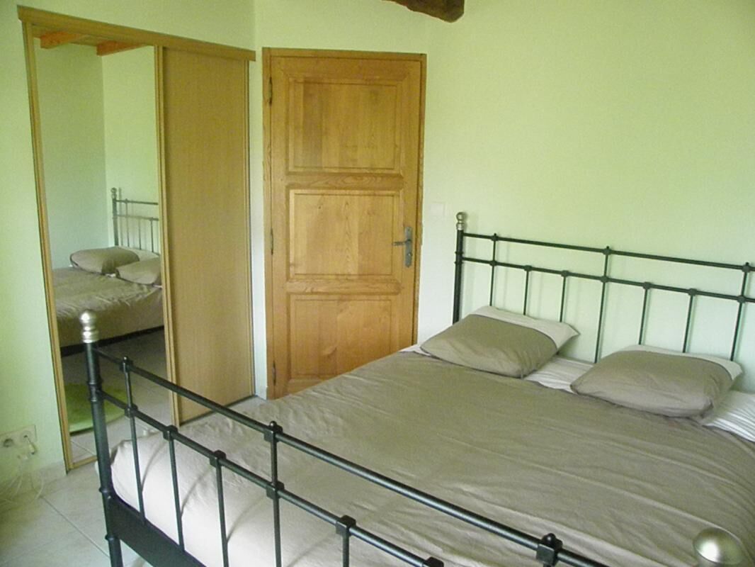 3 slaapkamers, een strijkplank/strijkijzer, gratis wifi, rolstoeltoegang