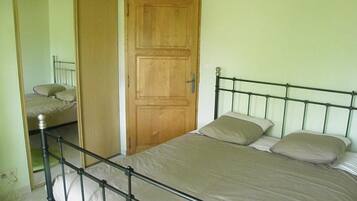 3 slaapkamers, een strijkplank/strijkijzer, gratis wifi, rolstoeltoegang