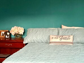 1 bedroom, desk, free WiFi, bed sheets - Palm Beach Apartment (Noord)