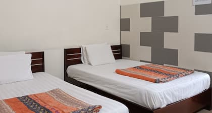 Oyo 1171 Tay Hai Hotel