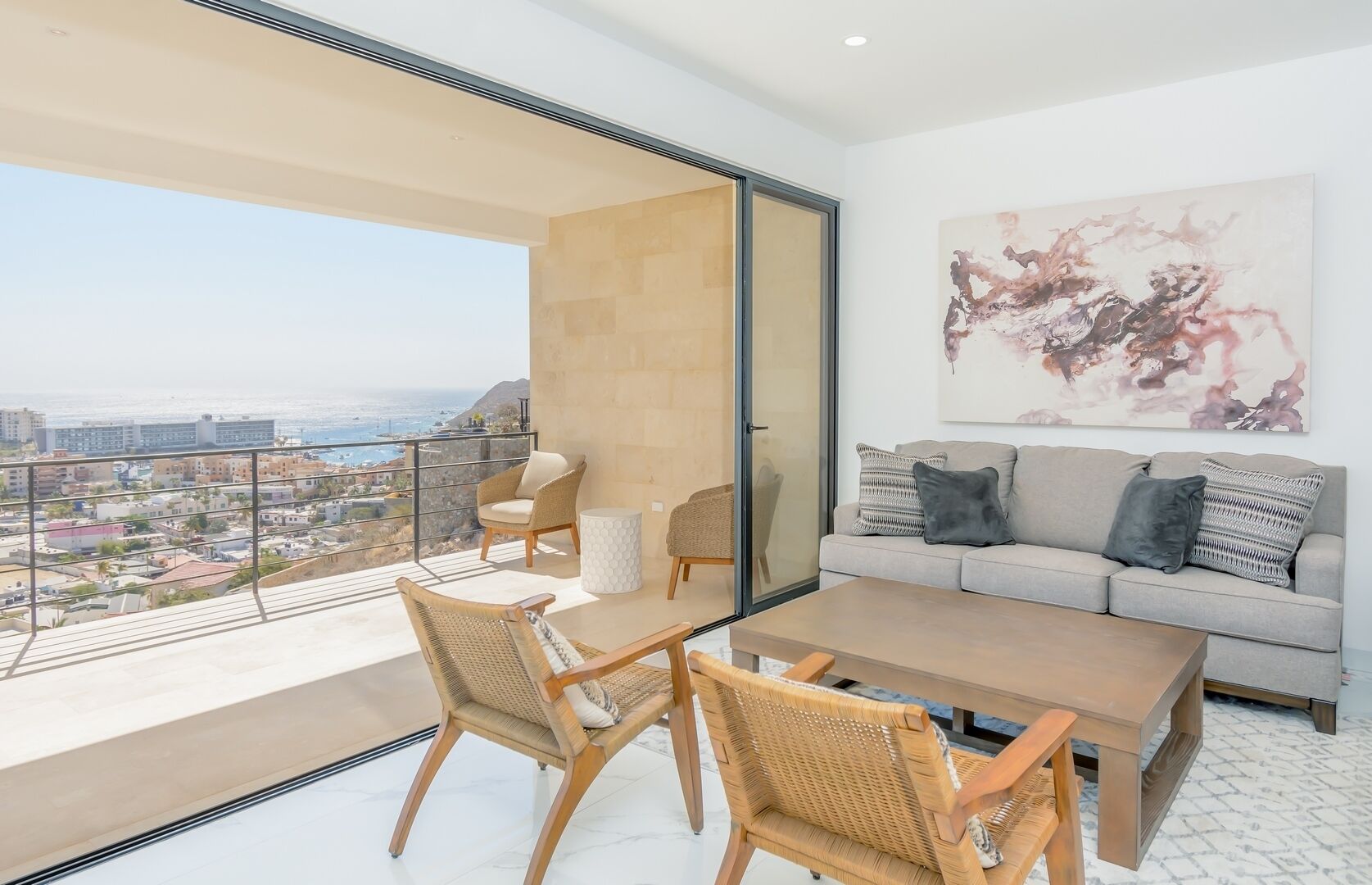 MONTEMAR- Sub penthouse ocean view in downtown Cabo !