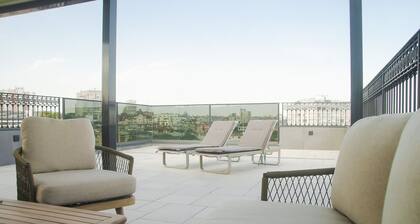 H41 Luxury Suites