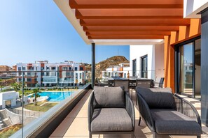 Property grounds - Penthouse Middle Views | Luxury private terrace pool, sea view (Fuengirola)