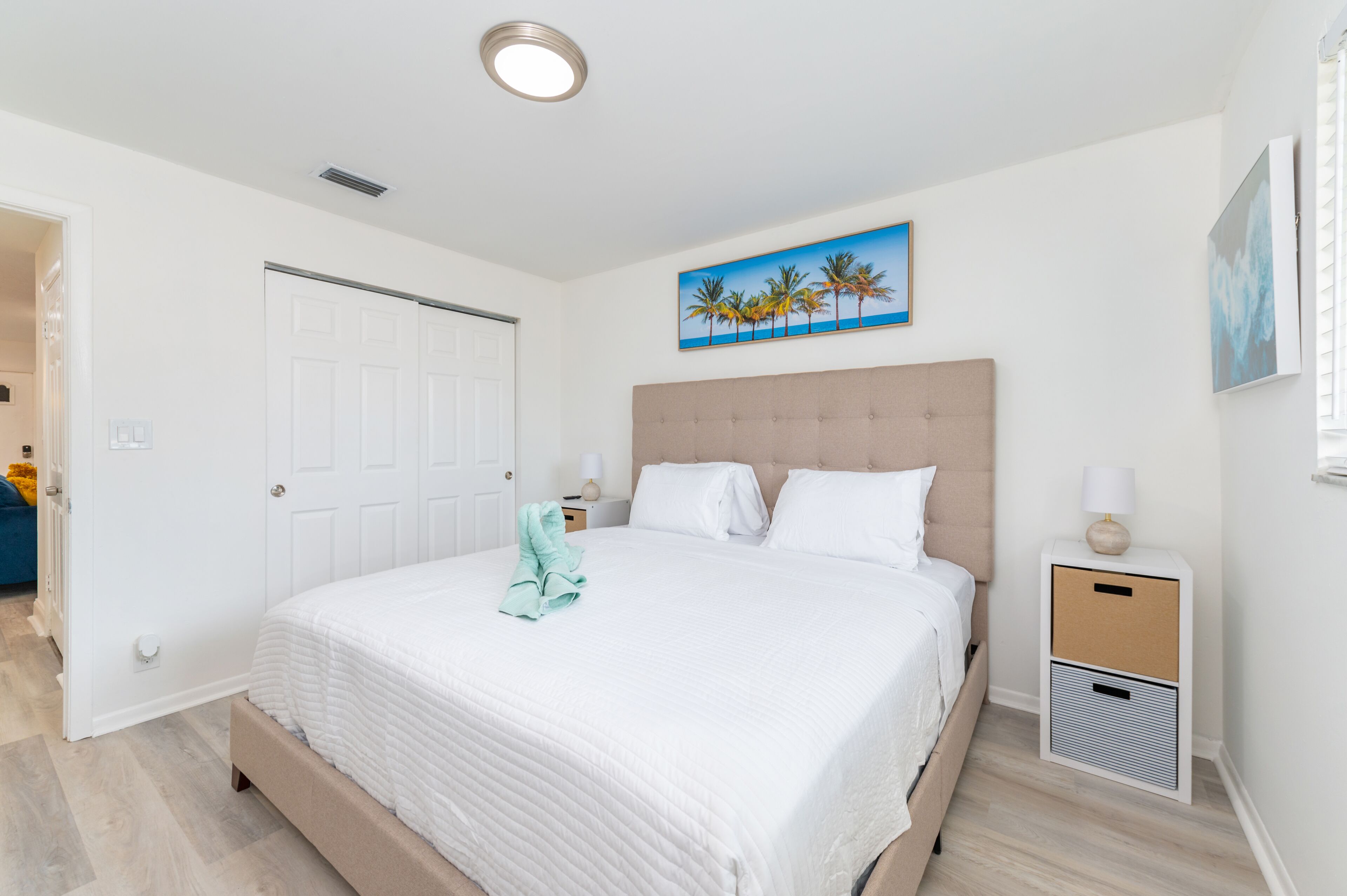 Gorgeous APT - Close to the Beach, neighborhood dock Downtown & has Free Parking