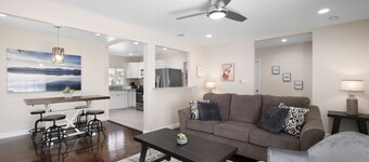 Cozy 2B/1Bth w EasyA to US99 and Nat'l Parks