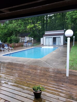Outdoor pool, a heated pool - Spacious 3BR 3.5 Ba House with Pool (Louisville)