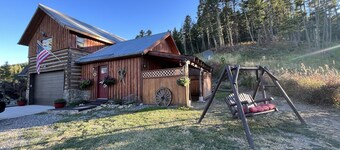 Rocky Mountain Retreat 1 hr to Yellowstone Park, 20 min Bozeman,Livingston, MSU 