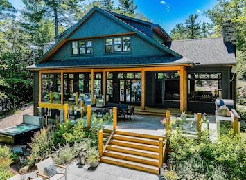 Cottage - Lake Side