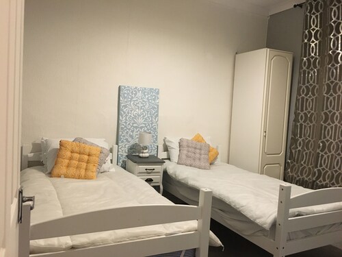 2 bed Flat central Swansea - Brunswick 1st Floor