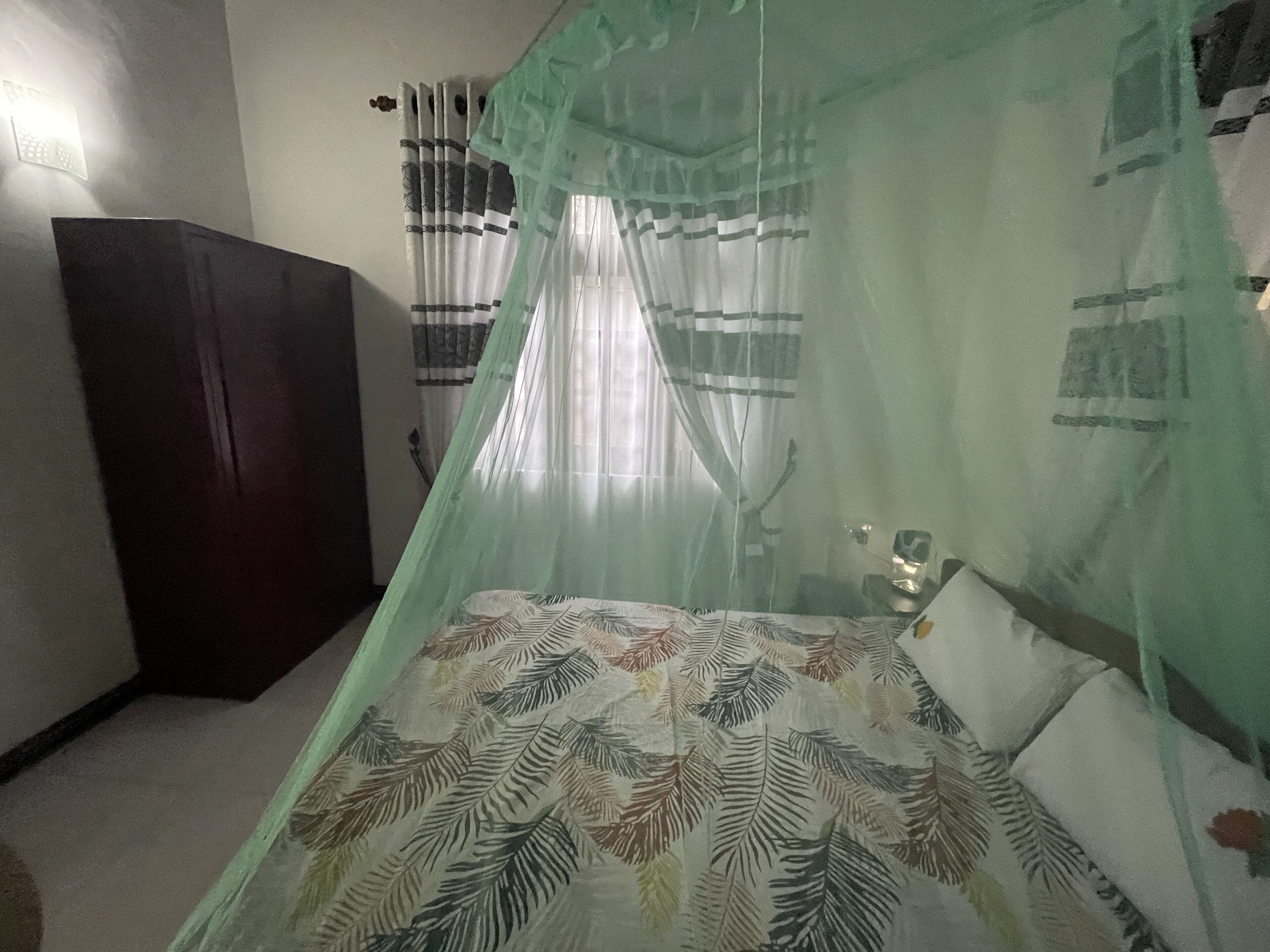 2 多间卧室、办公桌、熨斗/熨衣板、免费 WiFi