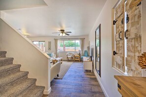 TV, DVD player, books - Updated Maricopa Retreat < 2 Miles to Golf! (Maricopa)