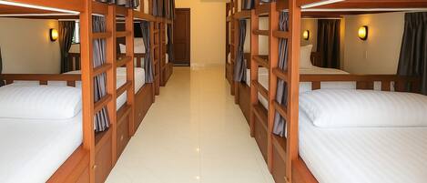 Caja de seguridad en la habitación y insonorización