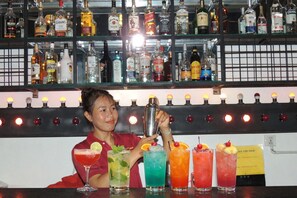 Bar (on property) - Darling Pub Hostel (Siem Reap)
