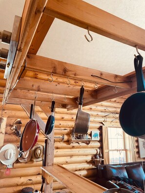 Interior - Beautiful Cabin! Fireplace, Deck, Pooltable! (Lander)