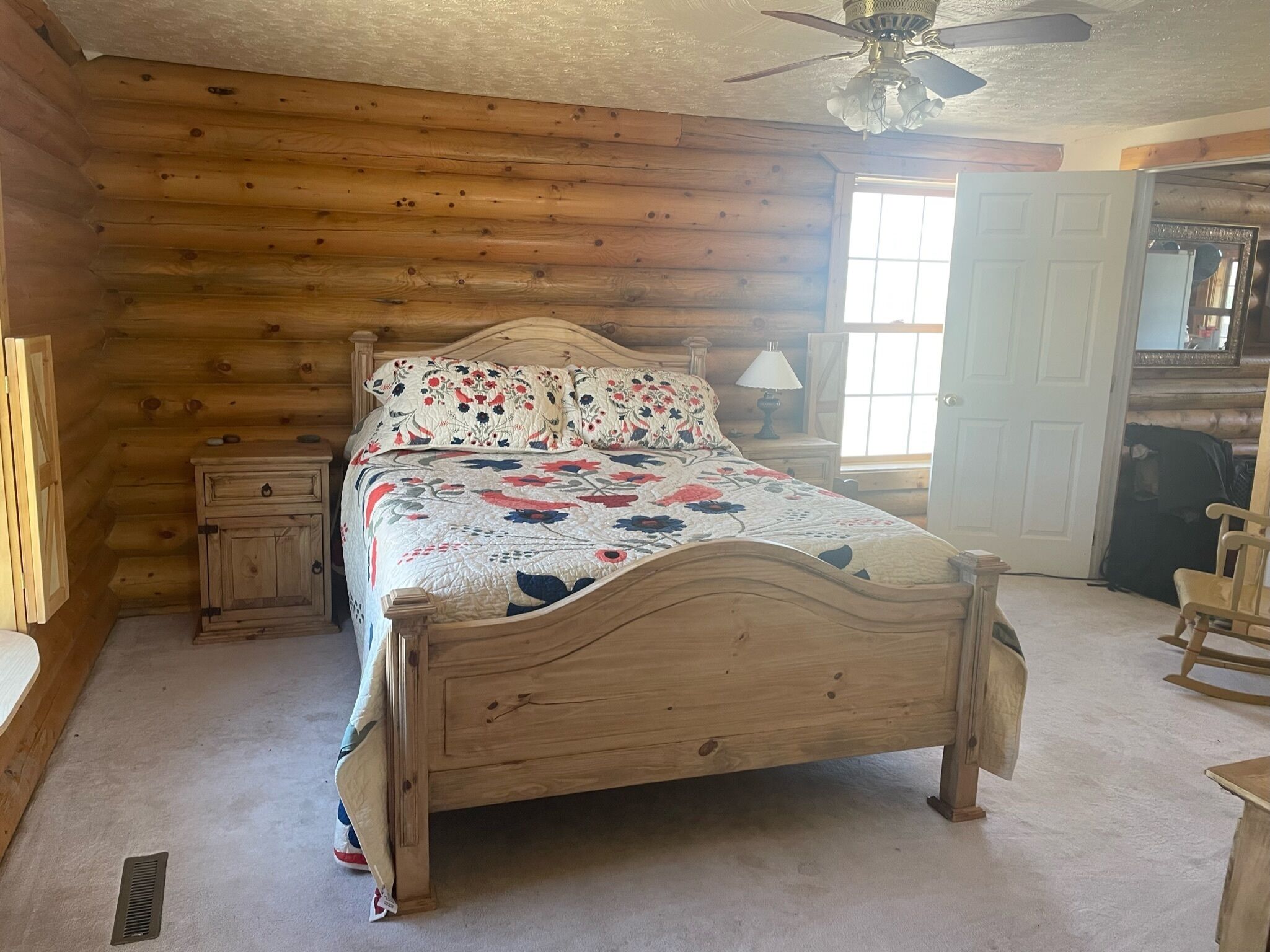 3 Schlafzimmer, Schreibtisch, Reisekinderbett, kostenloses WLAN