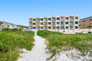 Exterior - BBC216 - Gulf Breezes & Beachfront Vibes! (Belleair Beach)