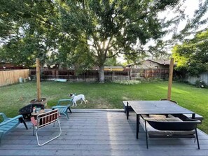 Outdoor dining - Hidden Gem Near Red Rocks (Lakewood)