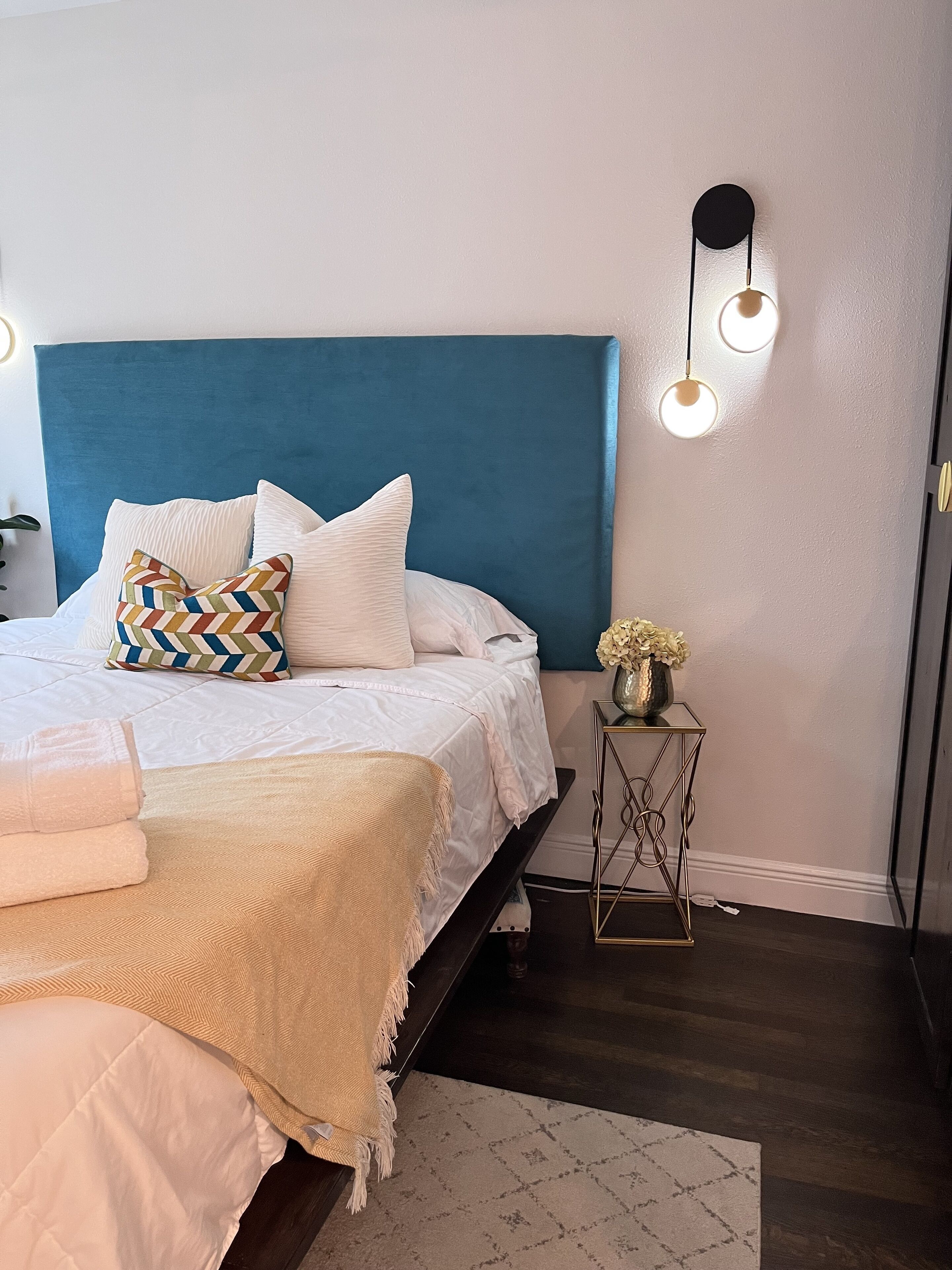 Chic Studio w. Cowboy Pool - Near Zilker/Barton
