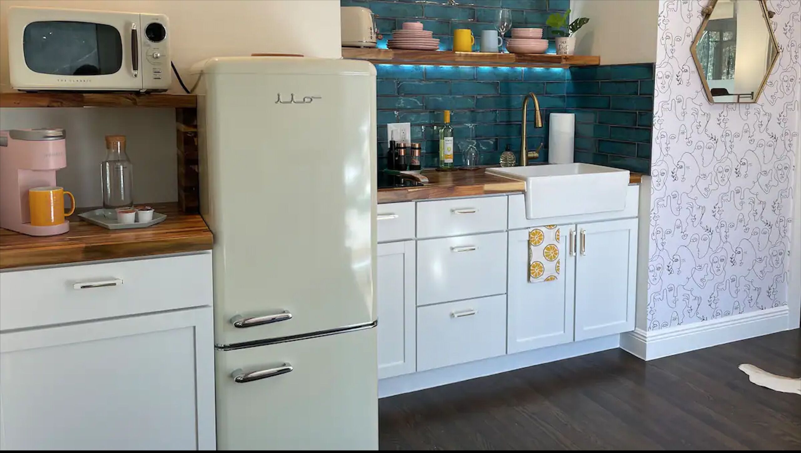 Chic Studio w. Cowboy Pool - Near Zilker/Barton
