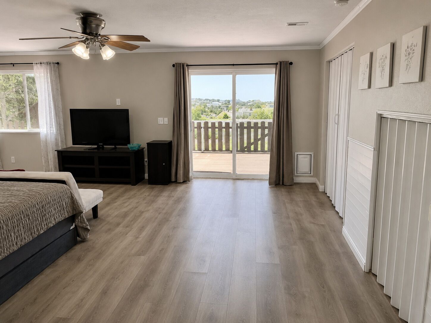 6 bedrooms, iron/ironing board, WiFi, bed sheets