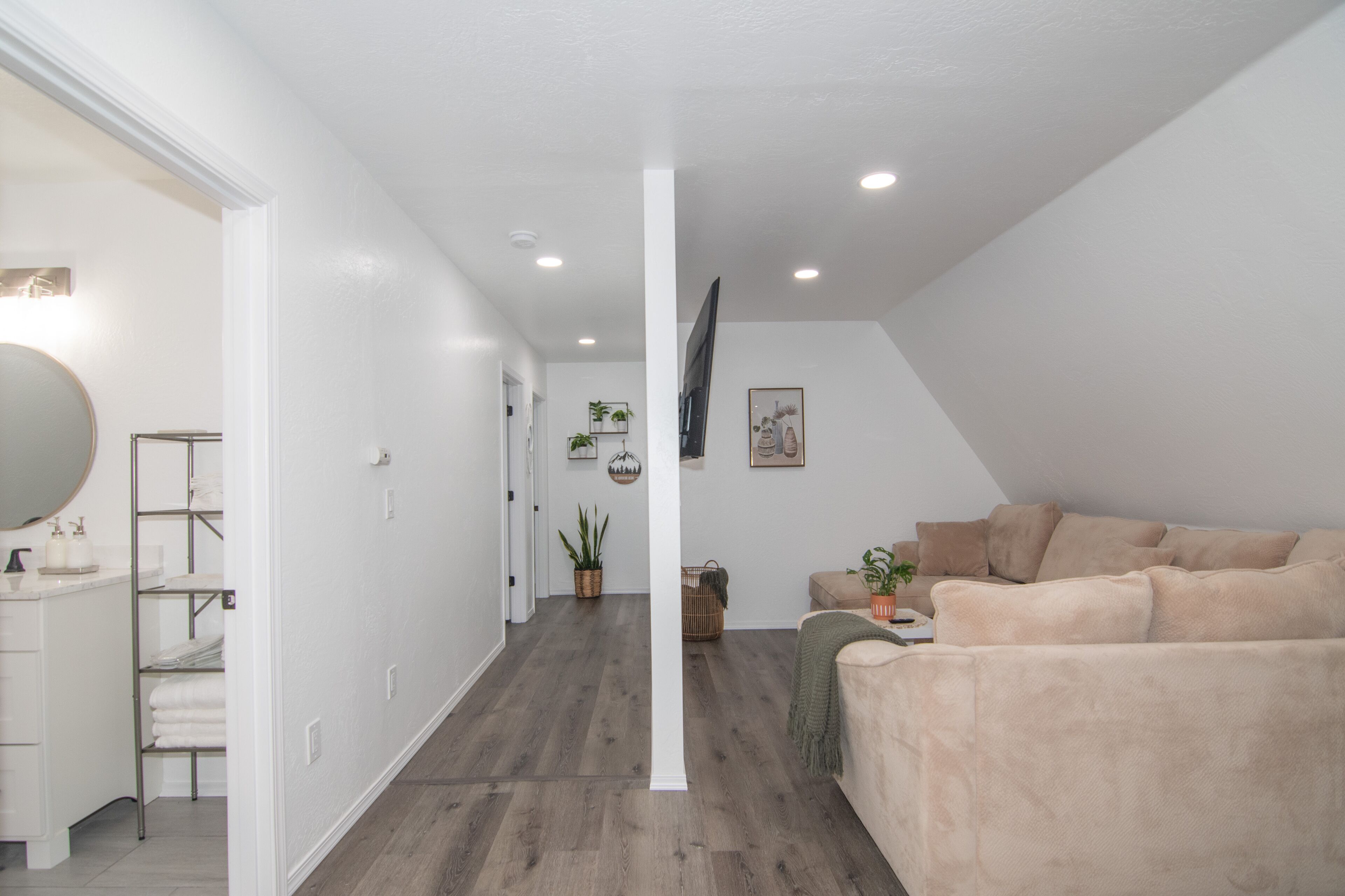 Luxury 3-Bedroom Apartment On Fenced in 5 Acres