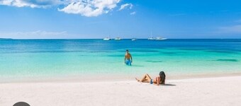 1-Bed House Sleeps 2 in Secure Community