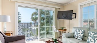 Dog-OK at Capitola Vista #4