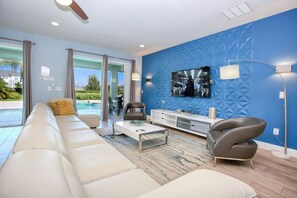 Smart TV, video games