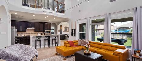 Smart TV, fireplace, computer monitors, printers