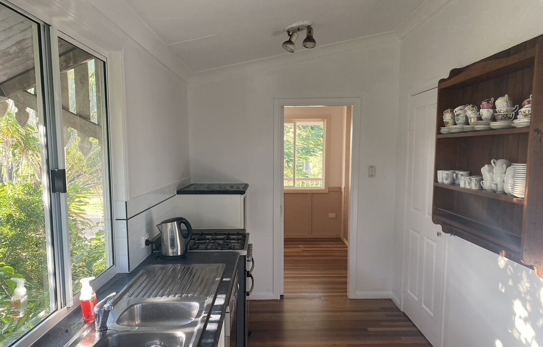 Barramundi Sunset - Queenslander, 1 minute from the beach!