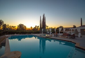 Piscine extérieure, piscine chauffée