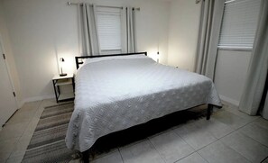 2 bedrooms, desk, iron/ironing board, free WiFi