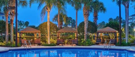 Outdoor pool, a heated pool
