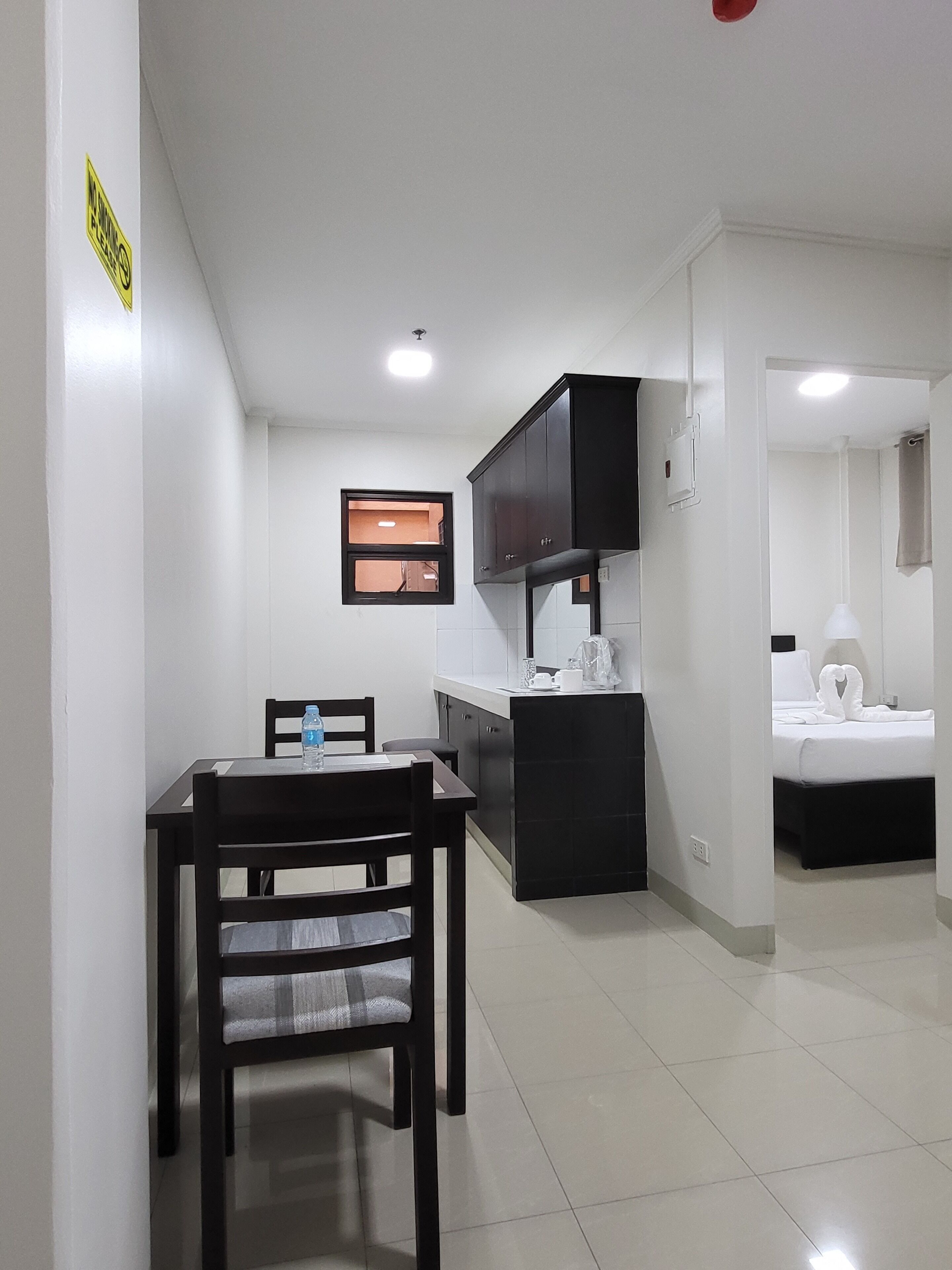 Photo - Propiedad Residences Makati